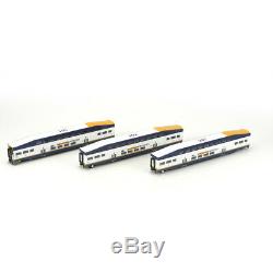 Athearn HO Scale 3 piece West Coast Express set (2 Coach, 1 Cab,)