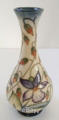 Boxed Moorcroft Vase Sweet Thief Design MCC Piece Rachel Bishop 2000 1 Star Ltd