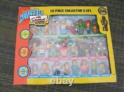 Greetings from The Simpsons Limited Edition Figures 25 Piece Collector's Box Set