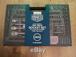 Halfords Advanced 200 Piece Socket Ratchet Spanner Set Limited Edition Black