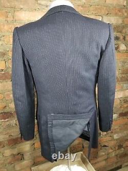 J. C. Wells Ltd. Bespoke Saville Row 3-Piece Suit Navy / Striped 38-36R