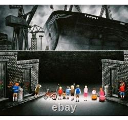 LEIGH LAMBERT limited edition print,'Waiting for the Whistle' 18/50 COA