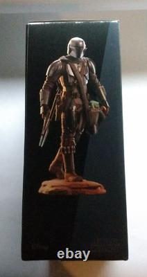 Star Wars Mandalorian With Child Premuim Statue Limited Edition 3000 Pieces Only