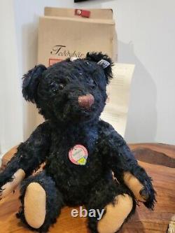 Steiff Teddy Bear 1953 schwarz, 35cm Limited edition of 3,000 pieces worldwide