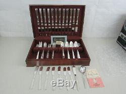 Vintage Oneida Ltd. 1881 Rogers 74 Piece Silverware Set