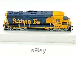 Walthers Proto 2000 Santa Fe BNSF Patch GP30 #2470 with DCC Sound Ho Scale