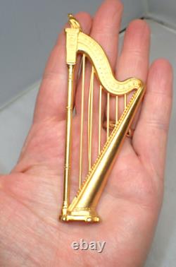 Édition limitée signée Karl Lagerfeld, première édition, pièce vintage broche Harpe