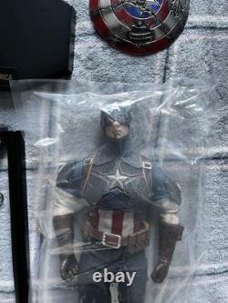 Figurine de collection Captain America à l'échelle 1/6 Édition limitée 999 pièces. NEUF