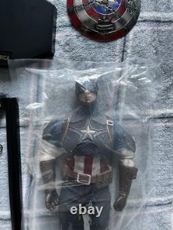 Figurine de collection Captain America à l'échelle 1/6 Édition limitée 999 pièces. NEUF