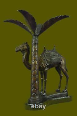 Grande Edition Limitée Camel Bronze Plant Holder Statue Sculpture Figurine Piece