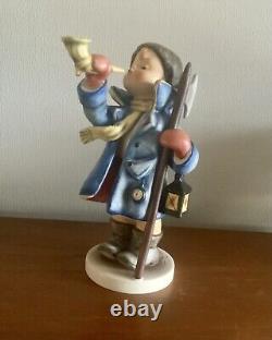 Grande figurine Goebel Hummel Hear Ye Hear Ye 15/11 8 de hauteur. Pièce en édition limitée