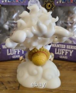 Mighty Jaxx One Piece Monkey D. Luffy Série Wanted Brille dans le Noir