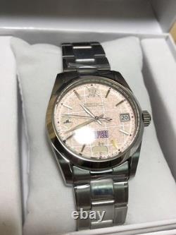 Montre Seiko 25e anniversaire One Piece version Egghead. Édition limitée.