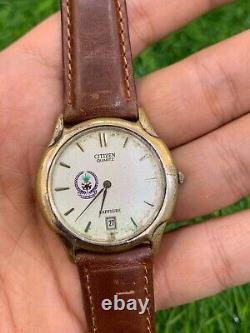 Montre à quartz Citizen vintage avec logo Arabie Saoudite édition spéciale limitée des années 1980