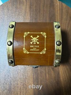 Montre-bracelet Édition Limitée 10ème Anniversaire One Piece 9999 pièces Fabriquée au Japon
