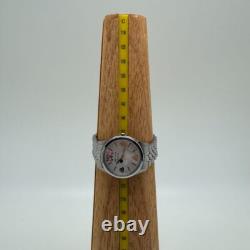 Montre officielle en édition limitée One Piece Chopper Sakura Memory venant du Japon