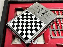 Nouveau Zippo 1995 Édition Limitée Game Chess Magnetic Board Lighter W Pieces Set