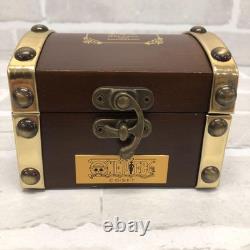 One Piece 10e Anniversaire Montre Officielle Édition Limitée Objet de Collection