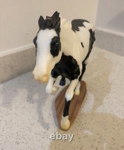 Pièce de chasse Breyer Traditional Smarty Jones Édition limitée à 3 000 exemplaires