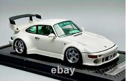 Porsche 964 RWB. Nez incliné Blanc avec intérieur vert Tiffany. Ltd 99 pièces.