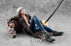 Portrait. Des. Pirates One Piece ÉDITION LIMITÉE Trafalgar D. Water Law VS Figure
