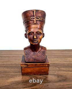 Réplique en Édition Limitée du Buste de la Reine Nefertiti - Pièce d'Art Rare et Captivante