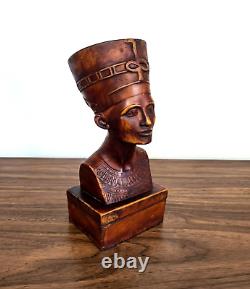Réplique en Édition Limitée du Buste de la Reine Nefertiti - Pièce d'Art Rare et Captivante