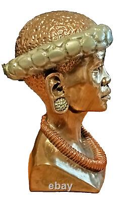 Sculpture de buste de reine zoulou africaine en bronze signée James Tandi
