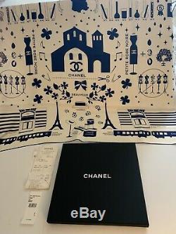Tn-o / Reçu Chanel 100% Soie Place 34 Navy Écharpe Chanel Maison Collector Piece