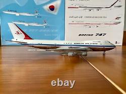 Une Pièce D'histoire 1200 Korean Air 747-100 Livrée Rétro Hl7447